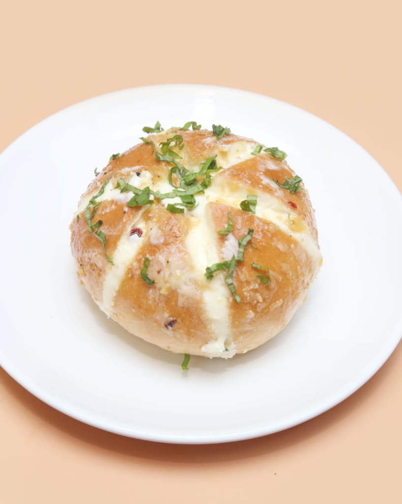 Korean Garlic Butter Cream Cheese Bun
